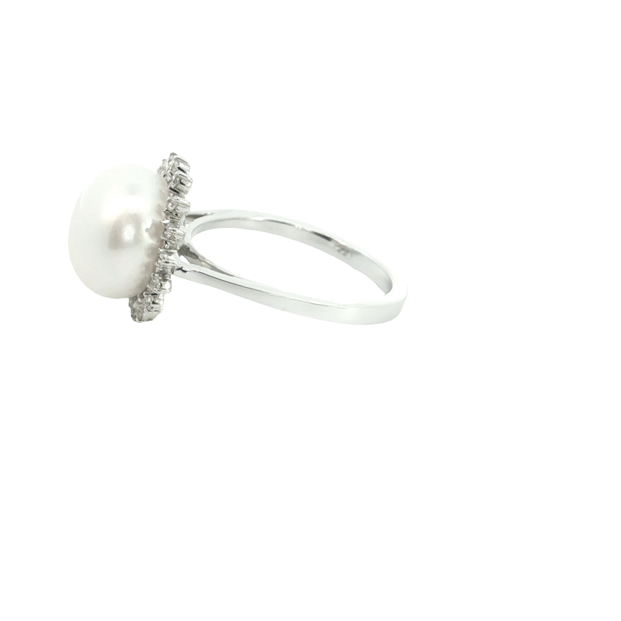 Pearl with Round Brilliant Cut Lab grown Diamond Engagement Ring