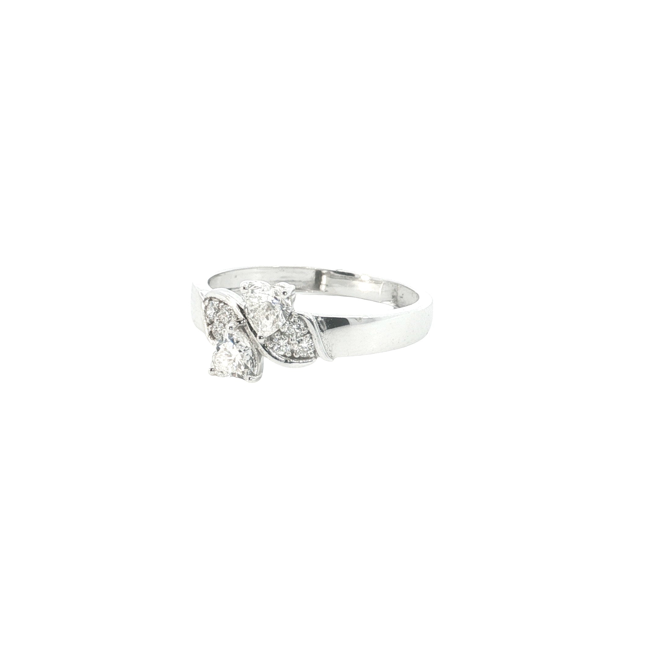 heart with round brilliant cut lab grown diamond fashion ring
