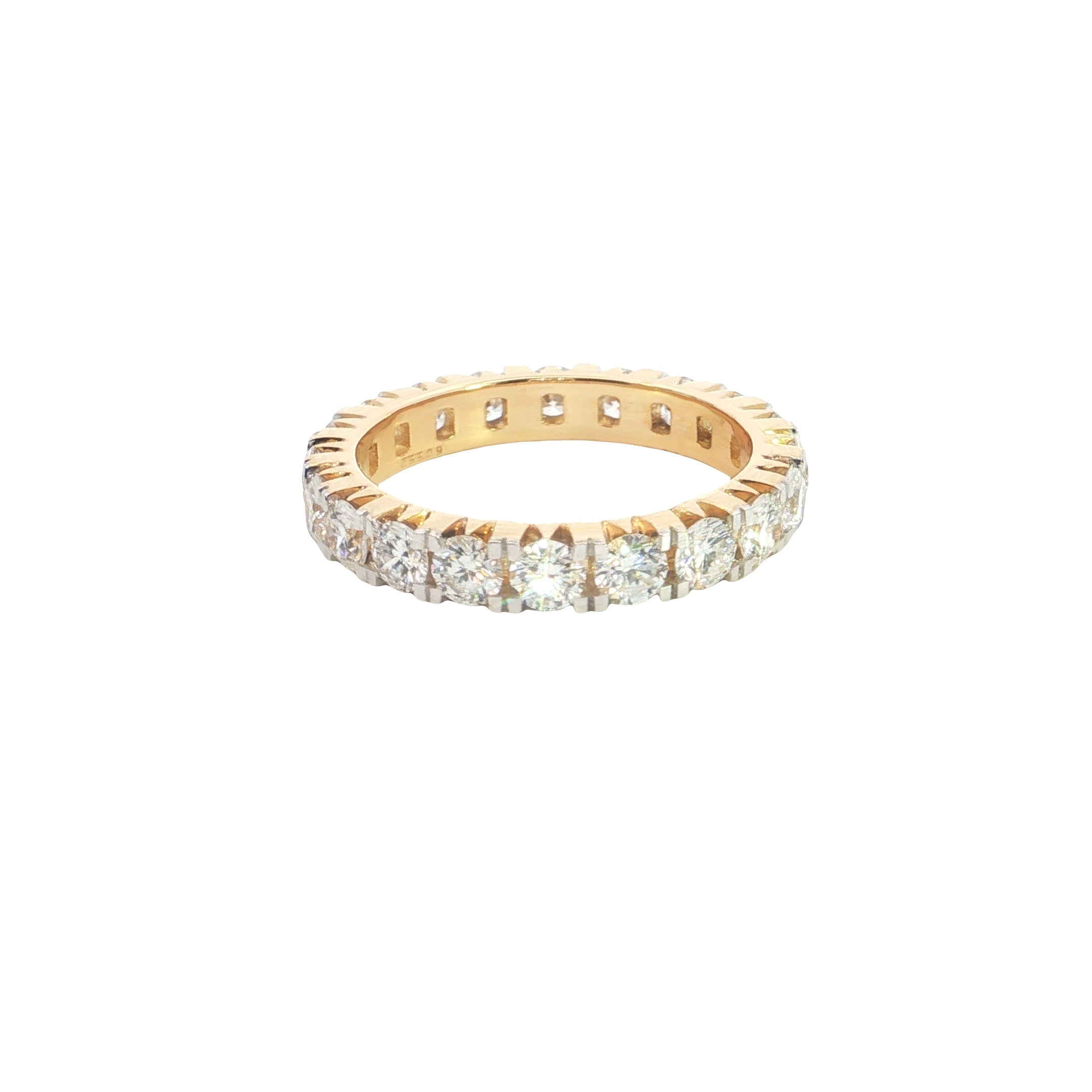 round brilliant cut Lab grown Diamond  full eternity band