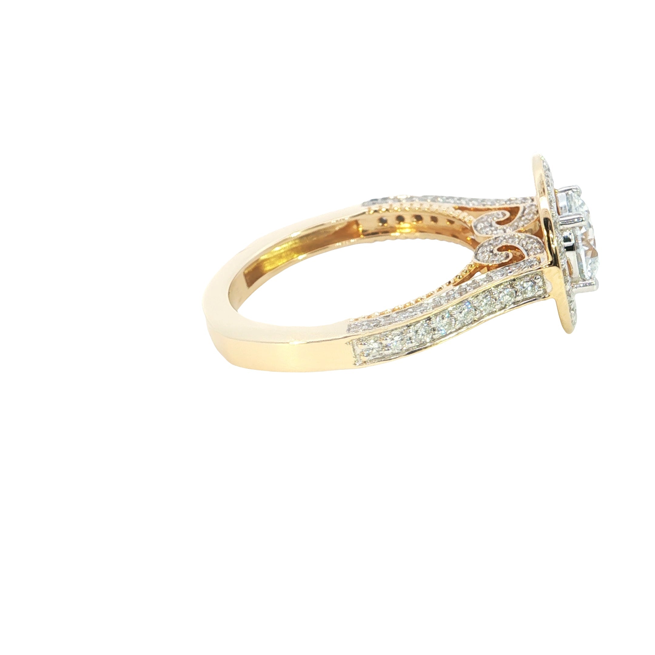 Round Brilliant cut  Lab grown Diamond  Engagement Ring with pave setting