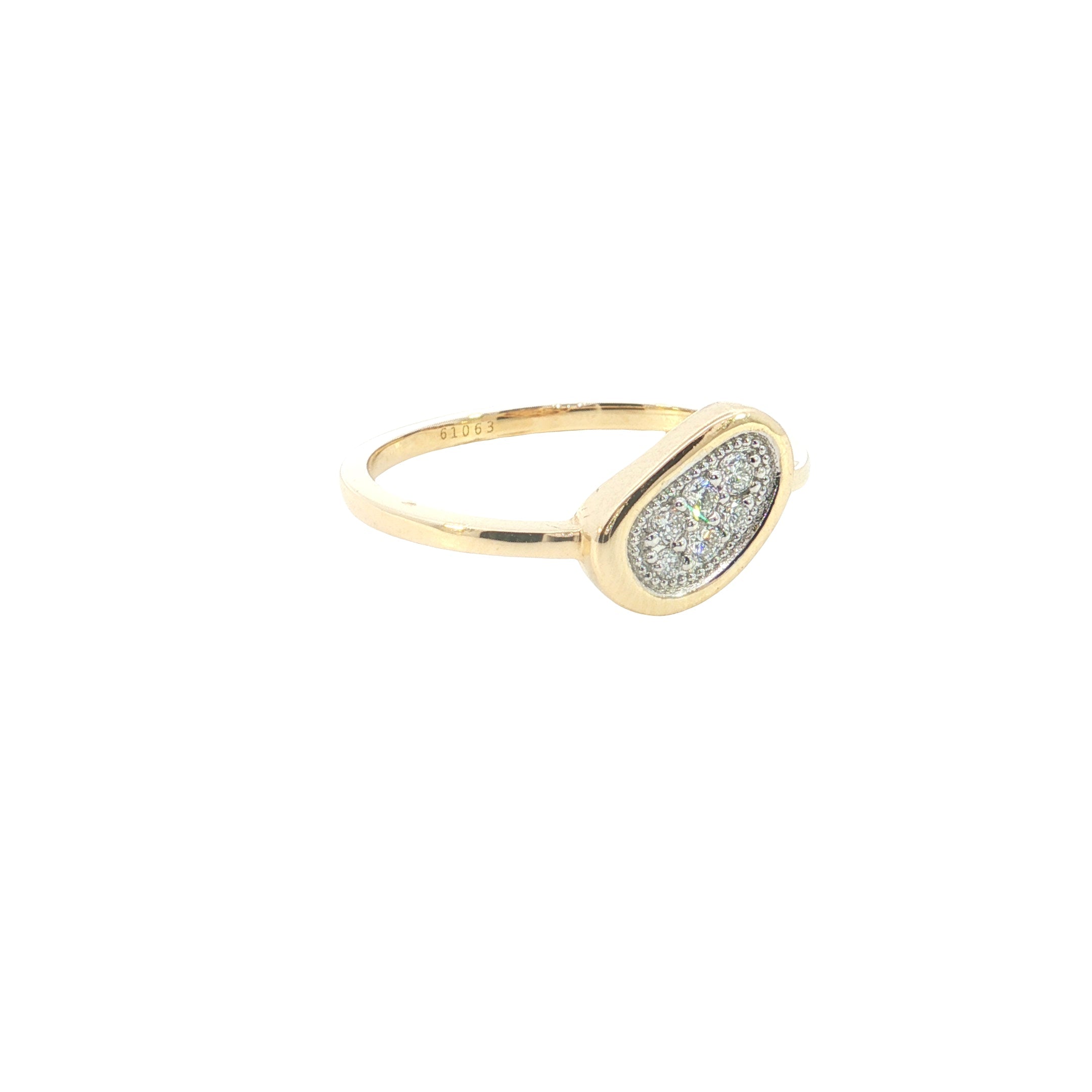 Round Brilliant cut  Lab grown Diamond  fashion Ring