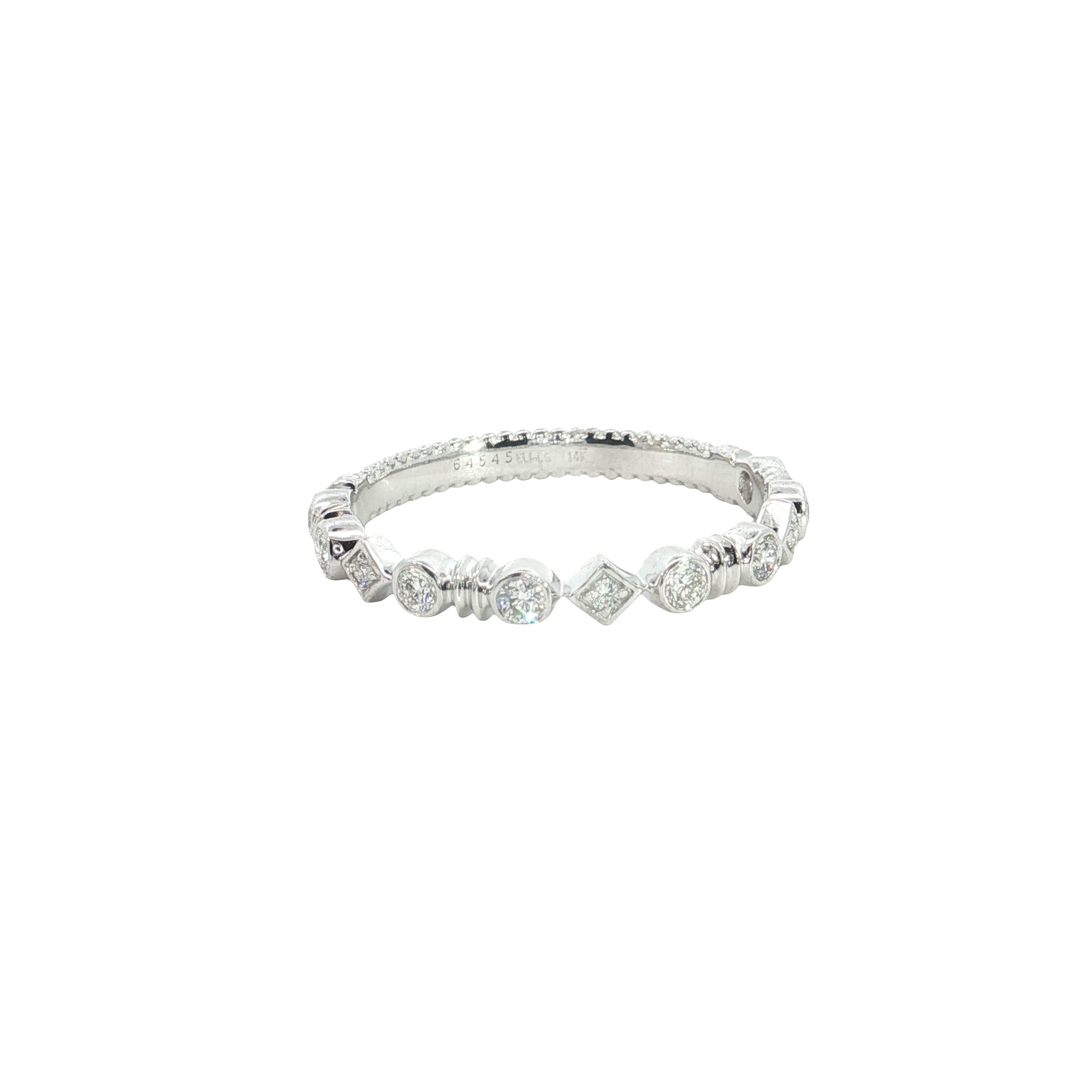 Round Brilliant cut  Lab grown Diamond  Engagement Ring Band