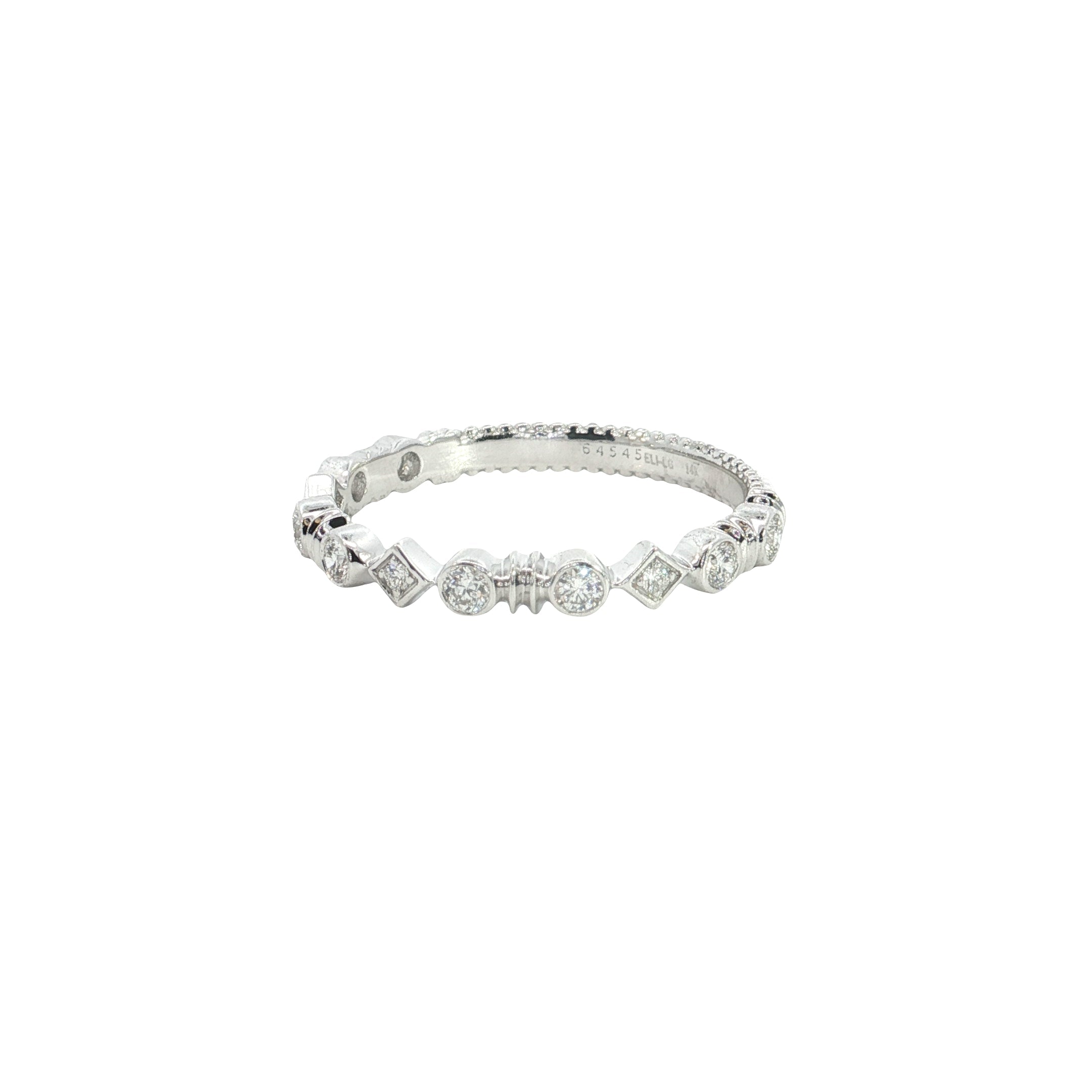 Round Brilliant cut  Lab grown Diamond  Engagement Ring Band