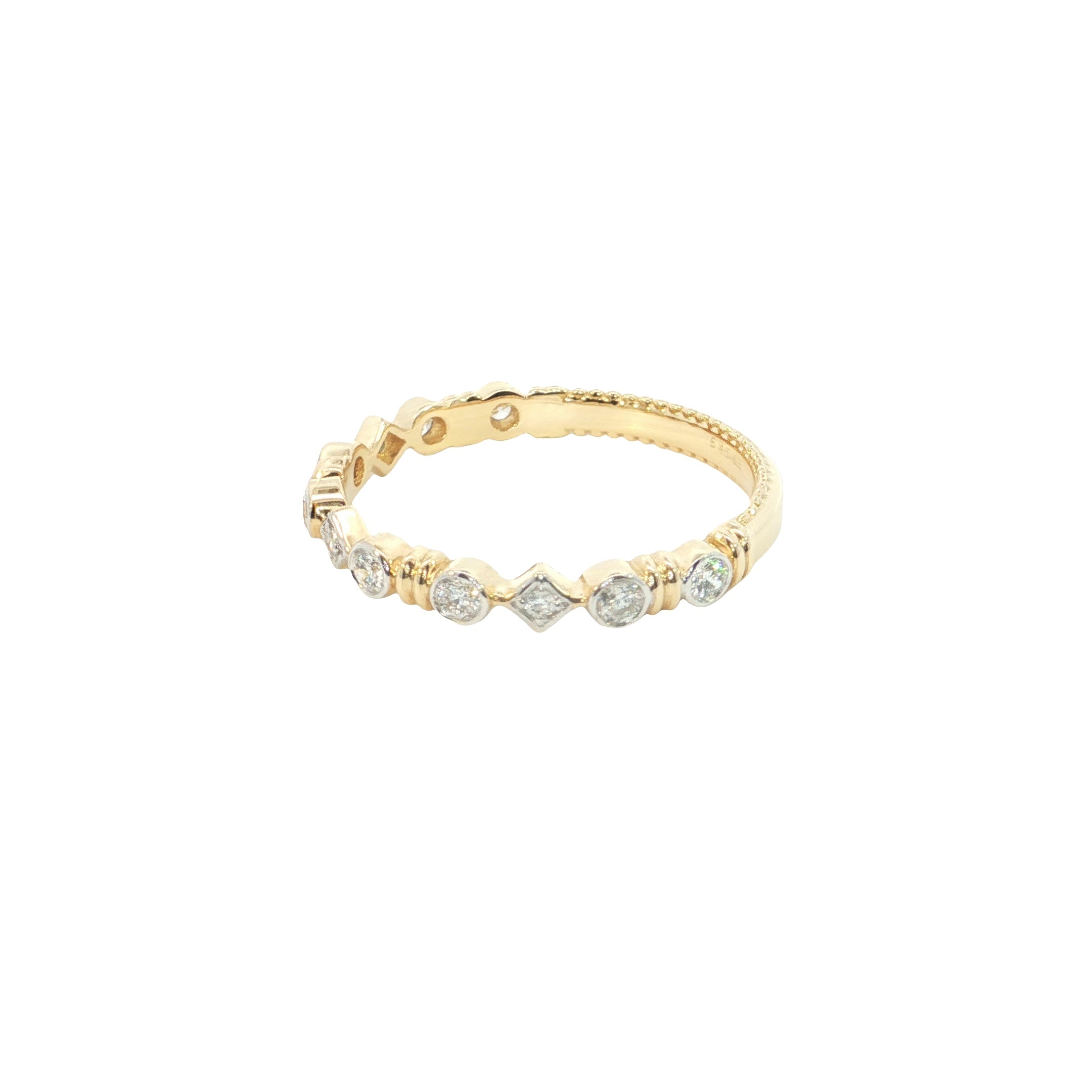 Round Brilliant cut  Lab grown Diamond  Engagement Ring Band
