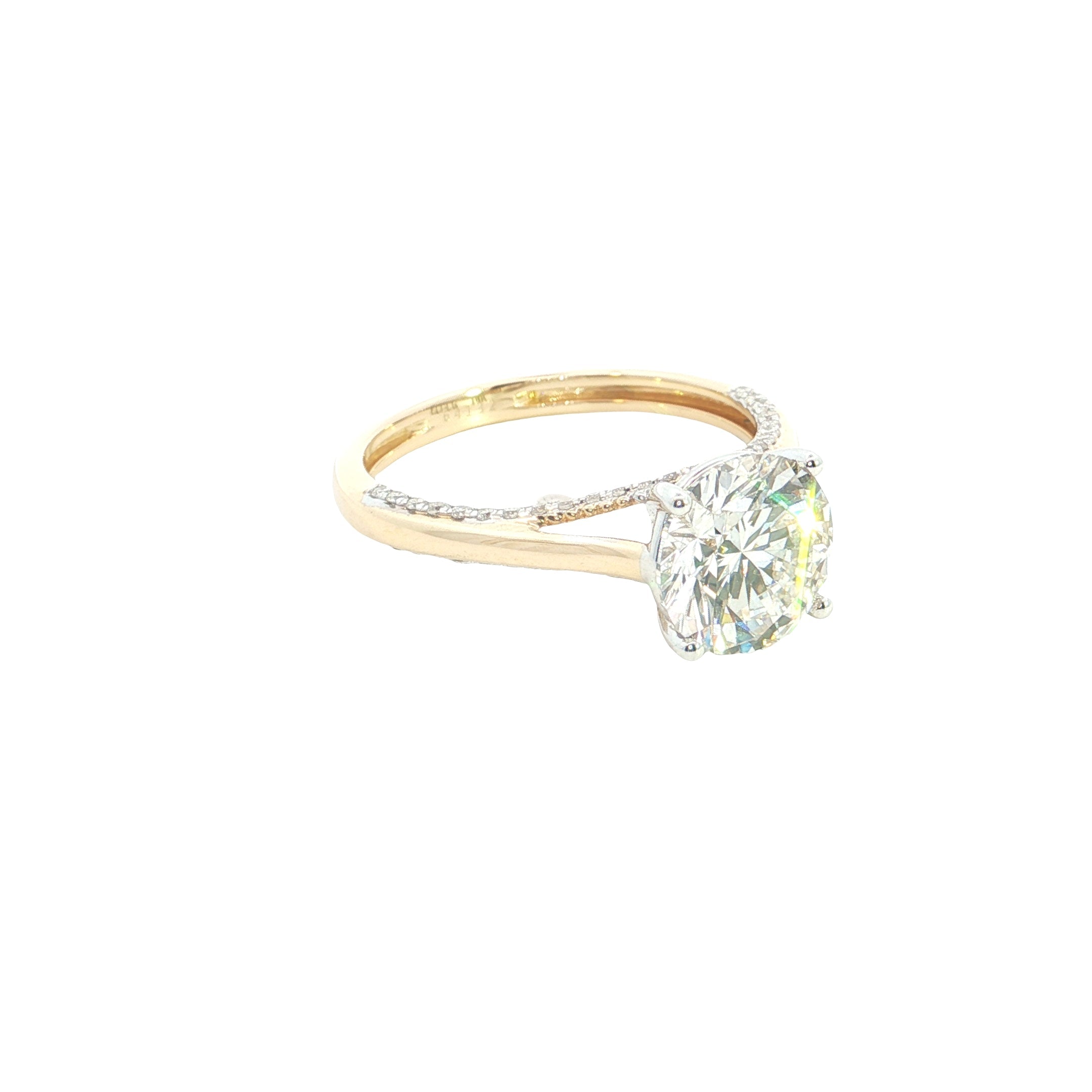 Round Brilliant cut  Lab grown Diamond  Engagement Ring with pave setting