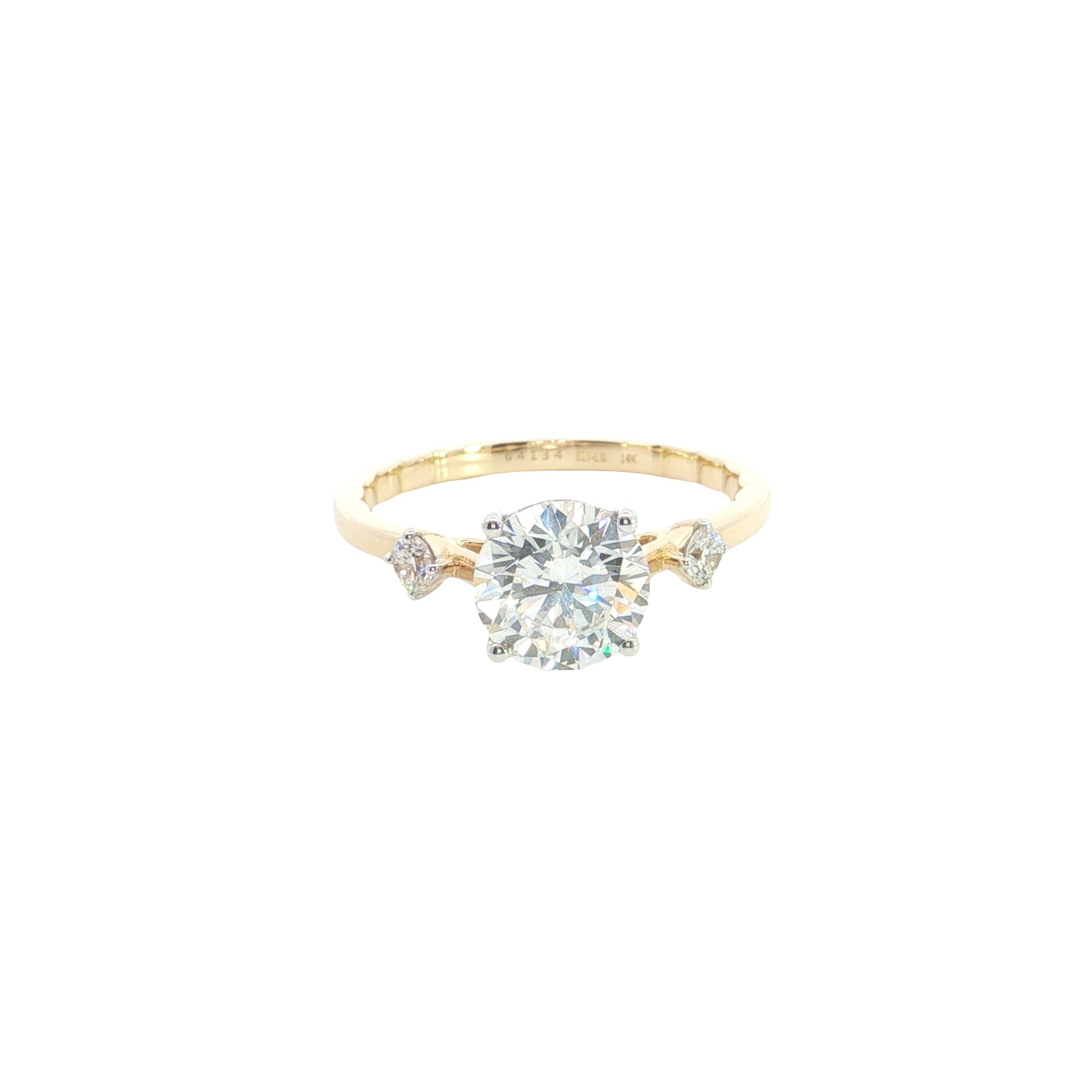 Round Brilliant cut  Lab grown Diamond  Engagement Ring