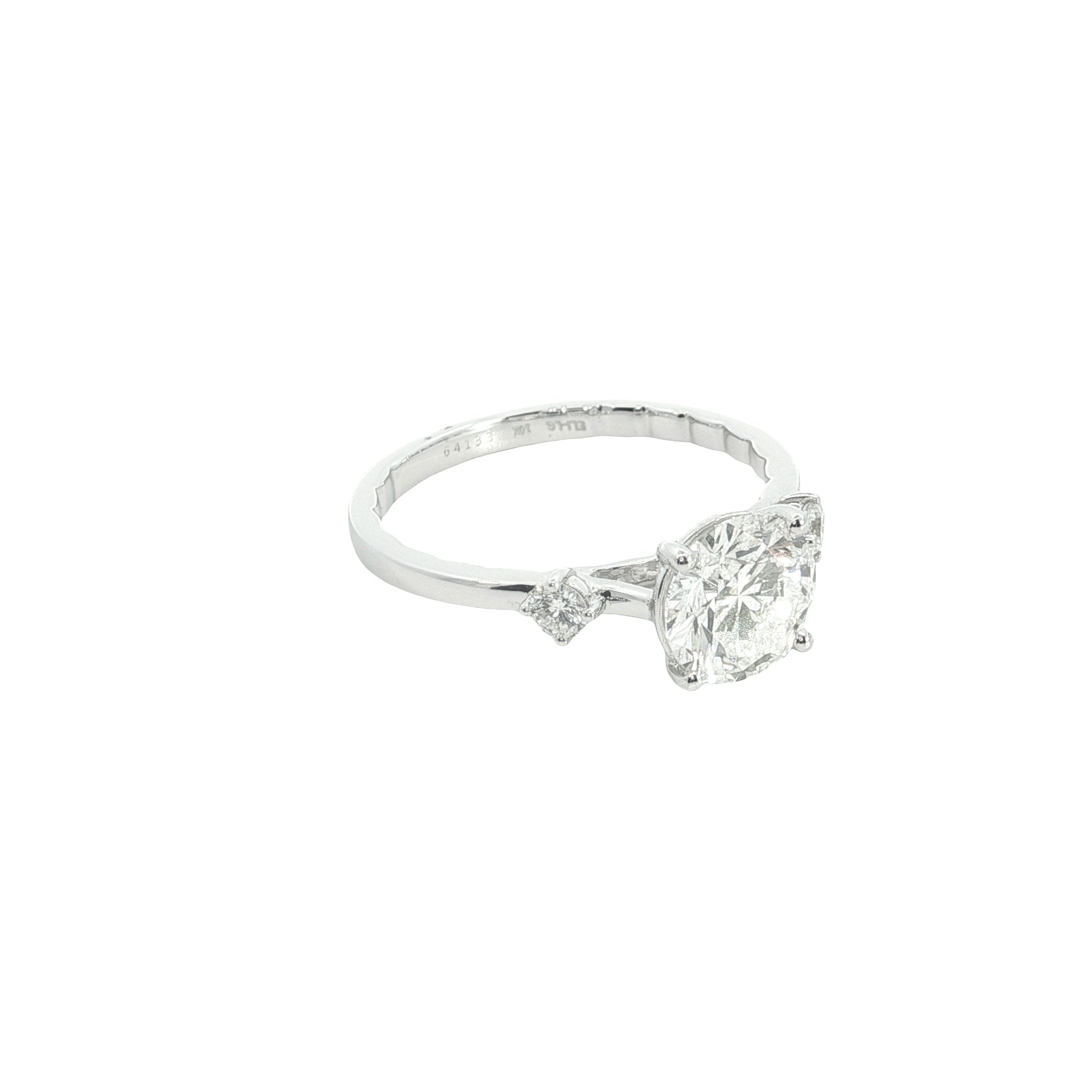 Round Brilliant cut  Lab grown Diamond  Engagement Ring