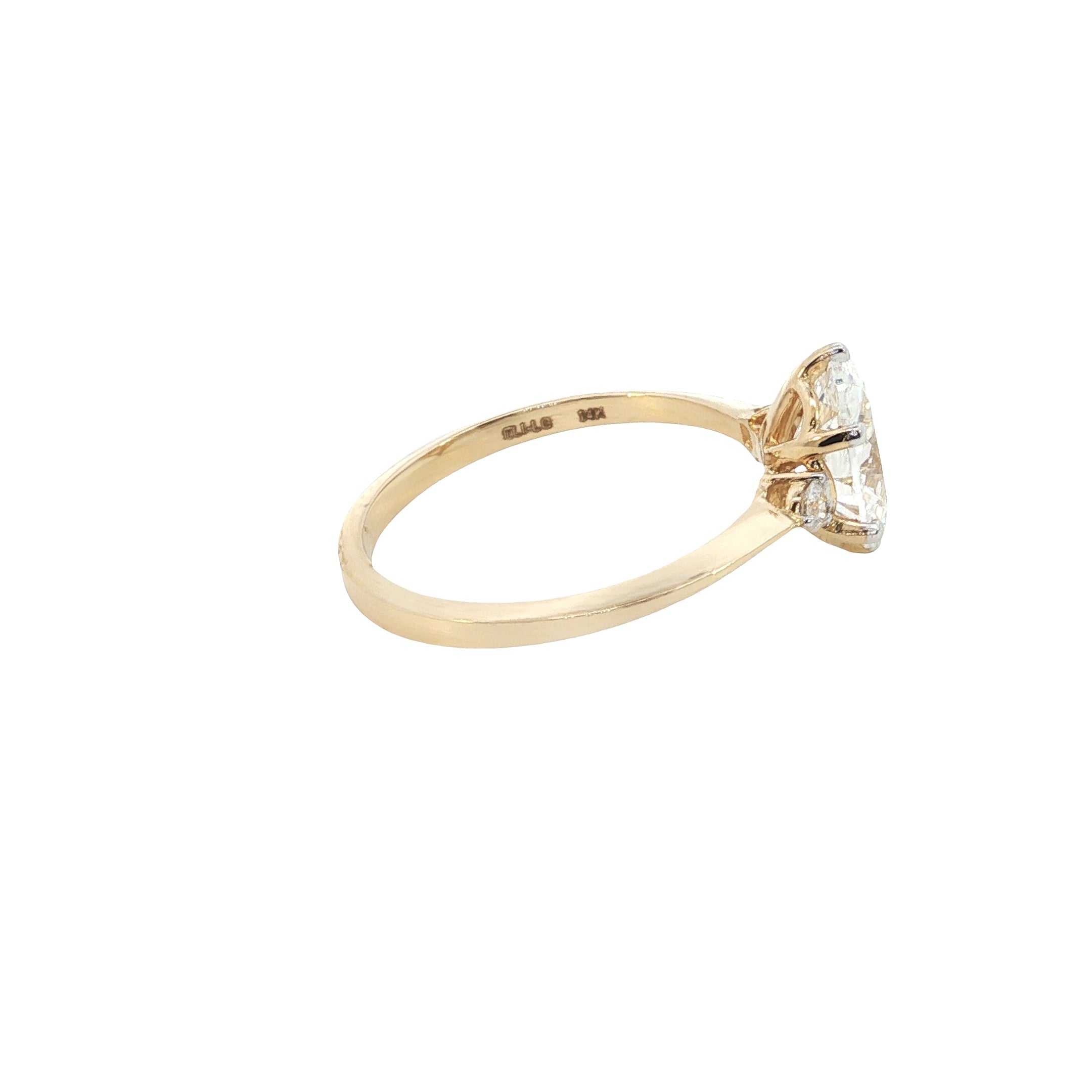 oval with round brilliant cut lab grown diamond engagement ring