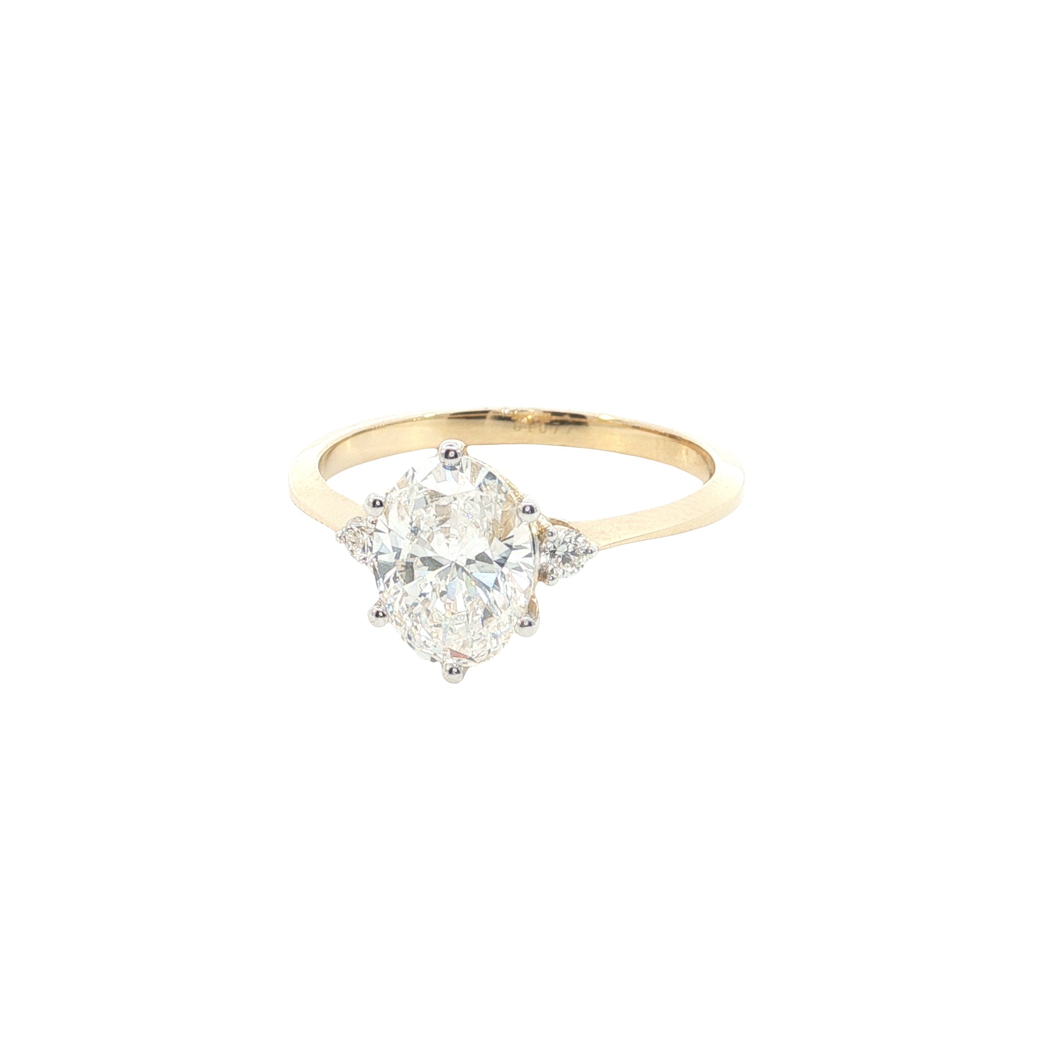 oval with round brilliant cut lab grown diamond engagement ring