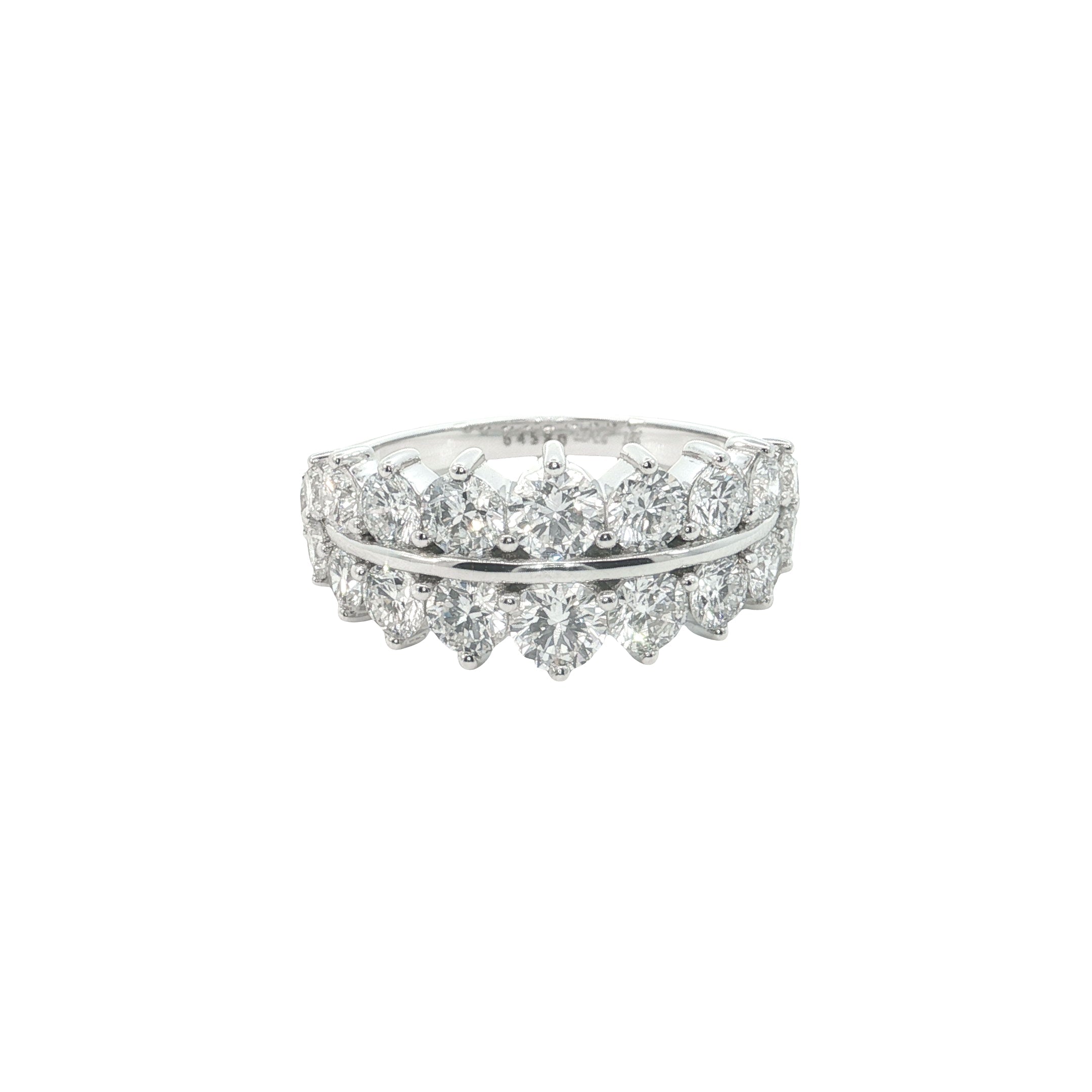 Round Brilliant Cut Lab grown Diamond fashion ring with prong setting