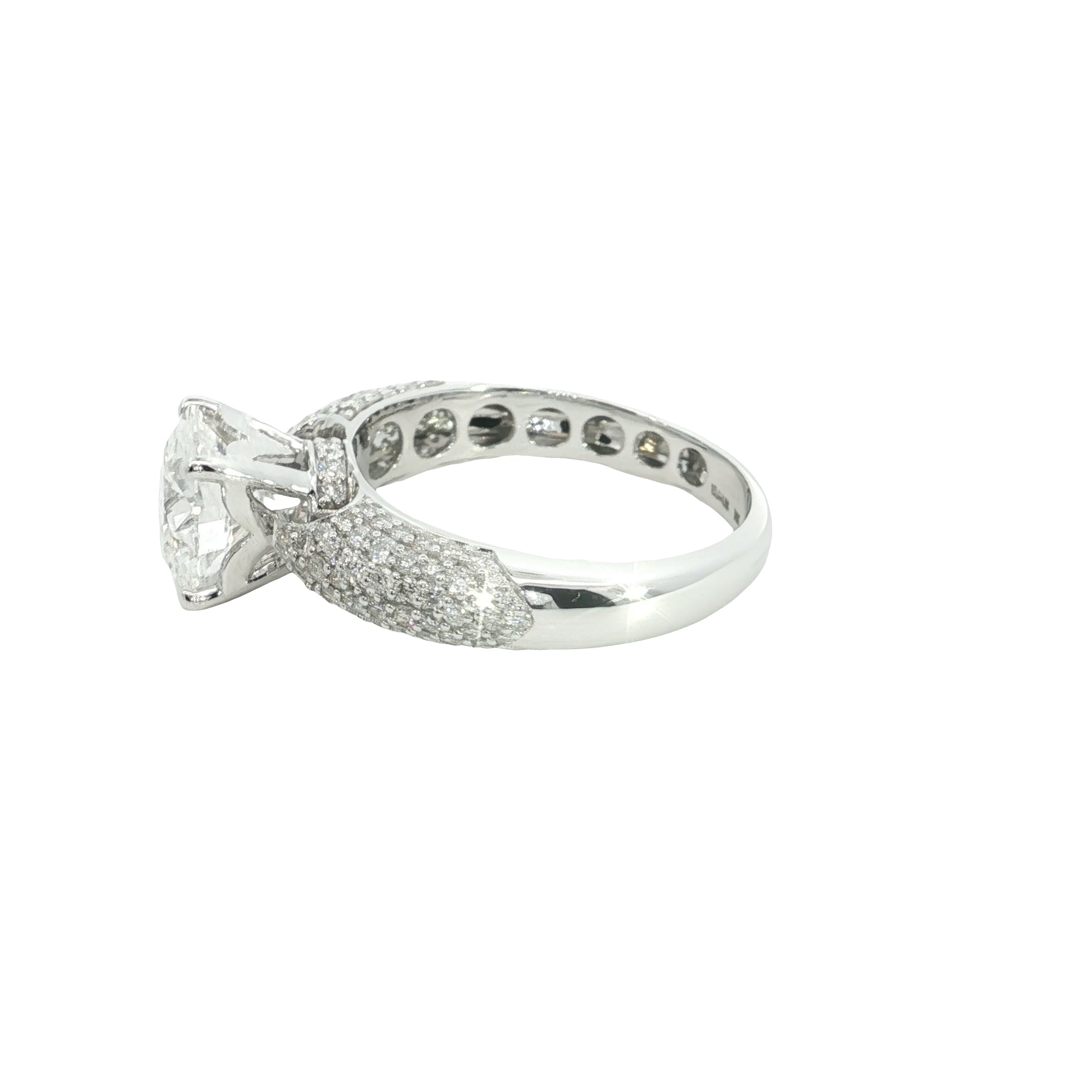 Round Brilliant Cut Lab grown Diamond with pave setting | engagement ring