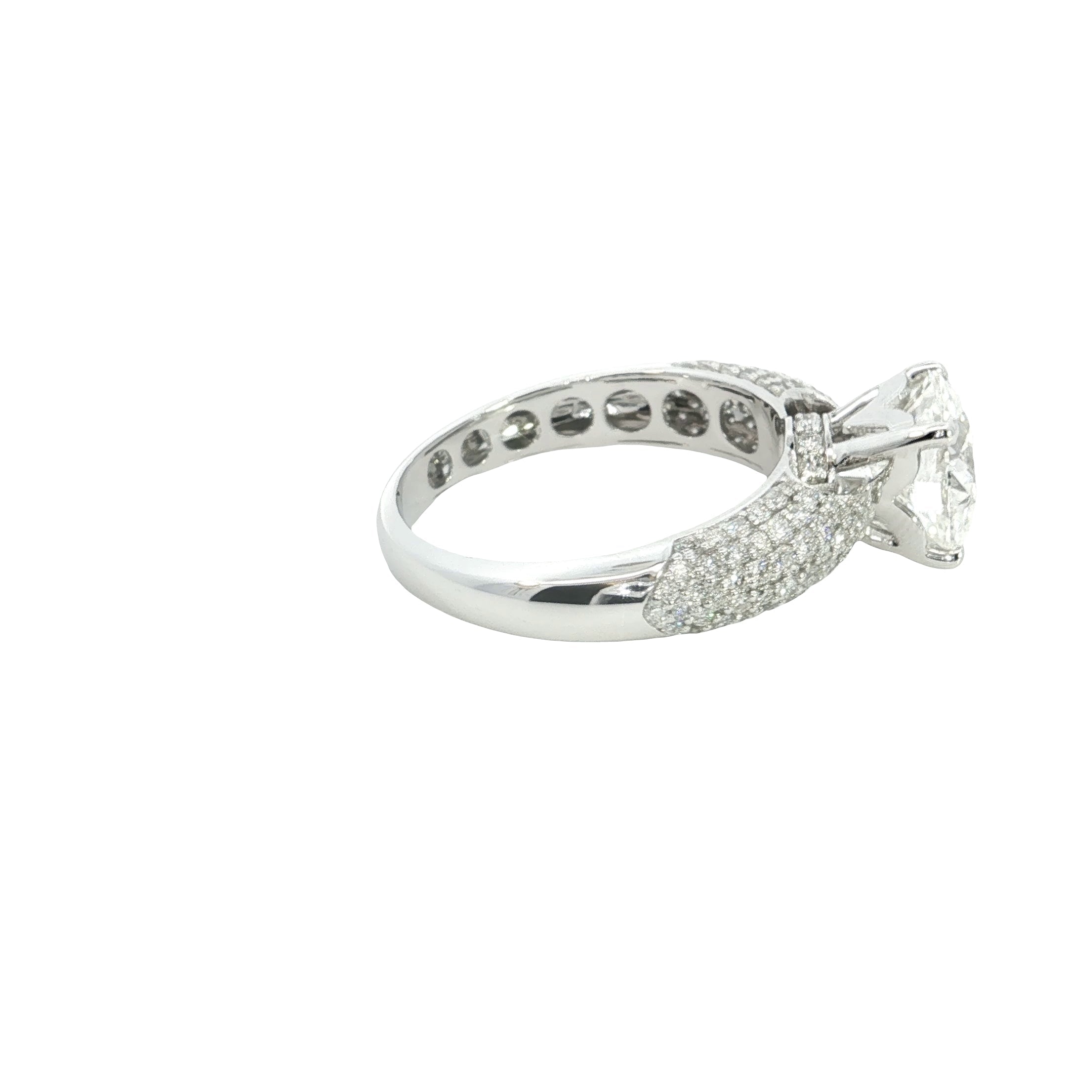 Round Brilliant Cut Lab grown Diamond with pave setting | engagement ring