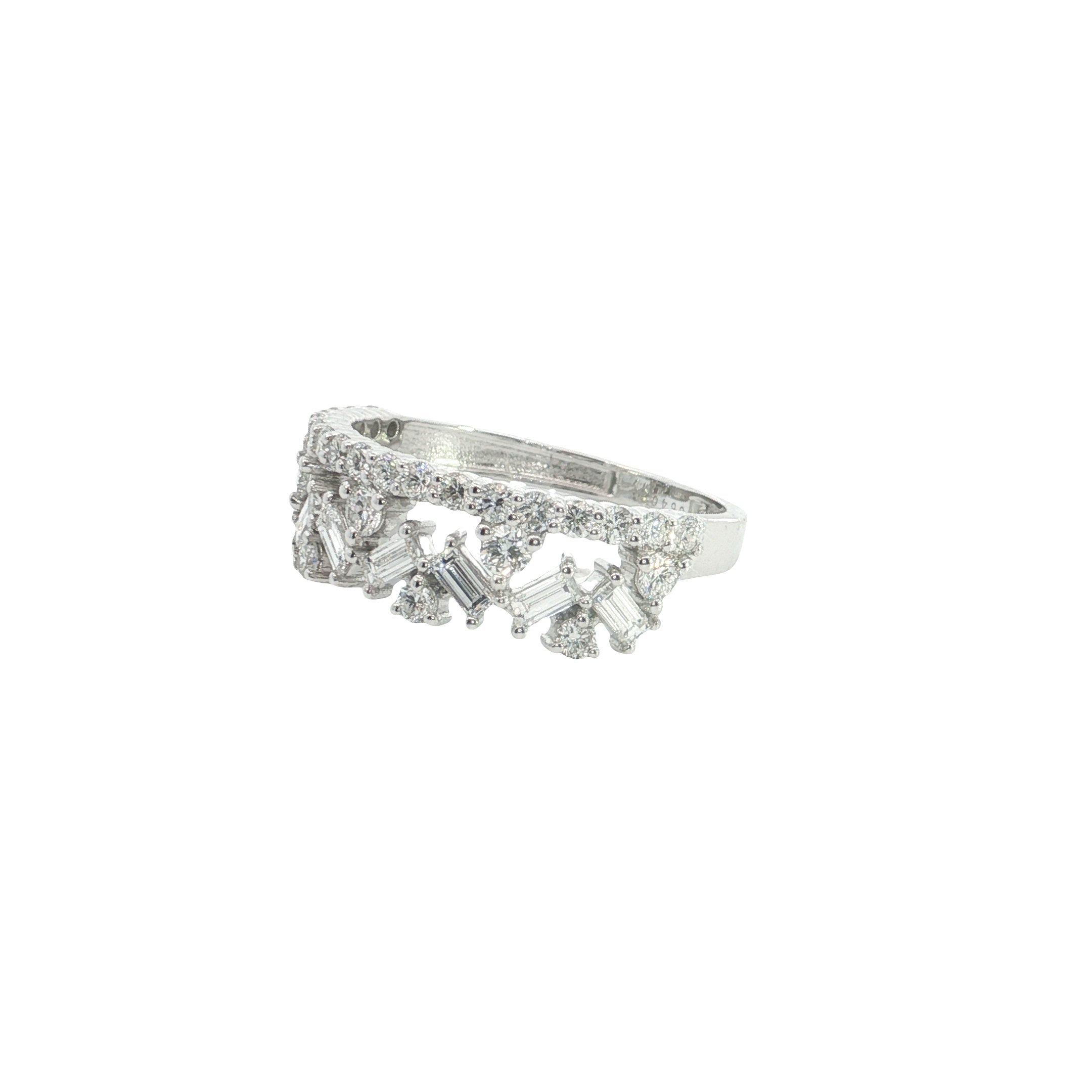 BAGUETTE  with round brilliant cut lab grown crown shape fashion ring