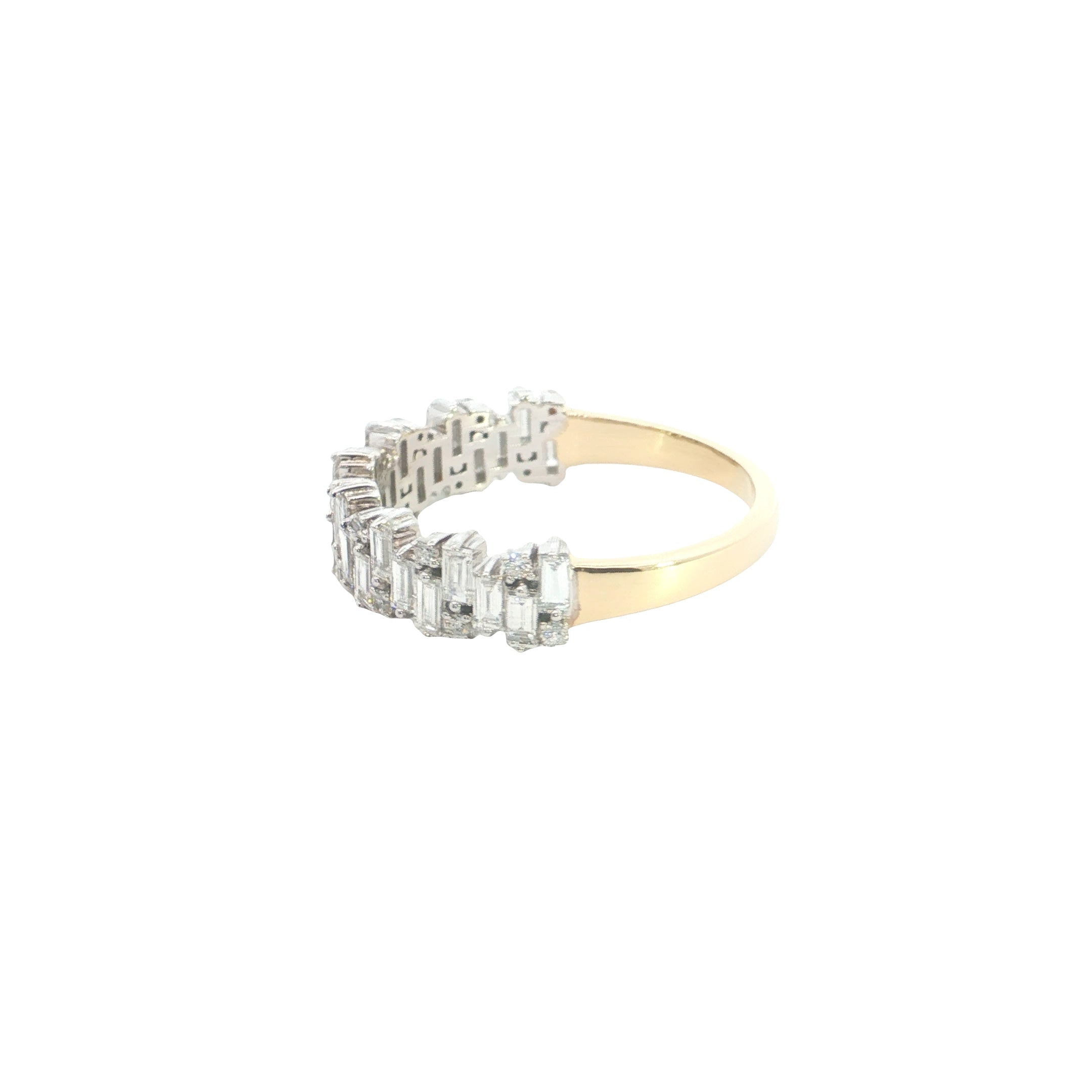 buggette with round brilliant cut lab grown diamond  fashion ring band