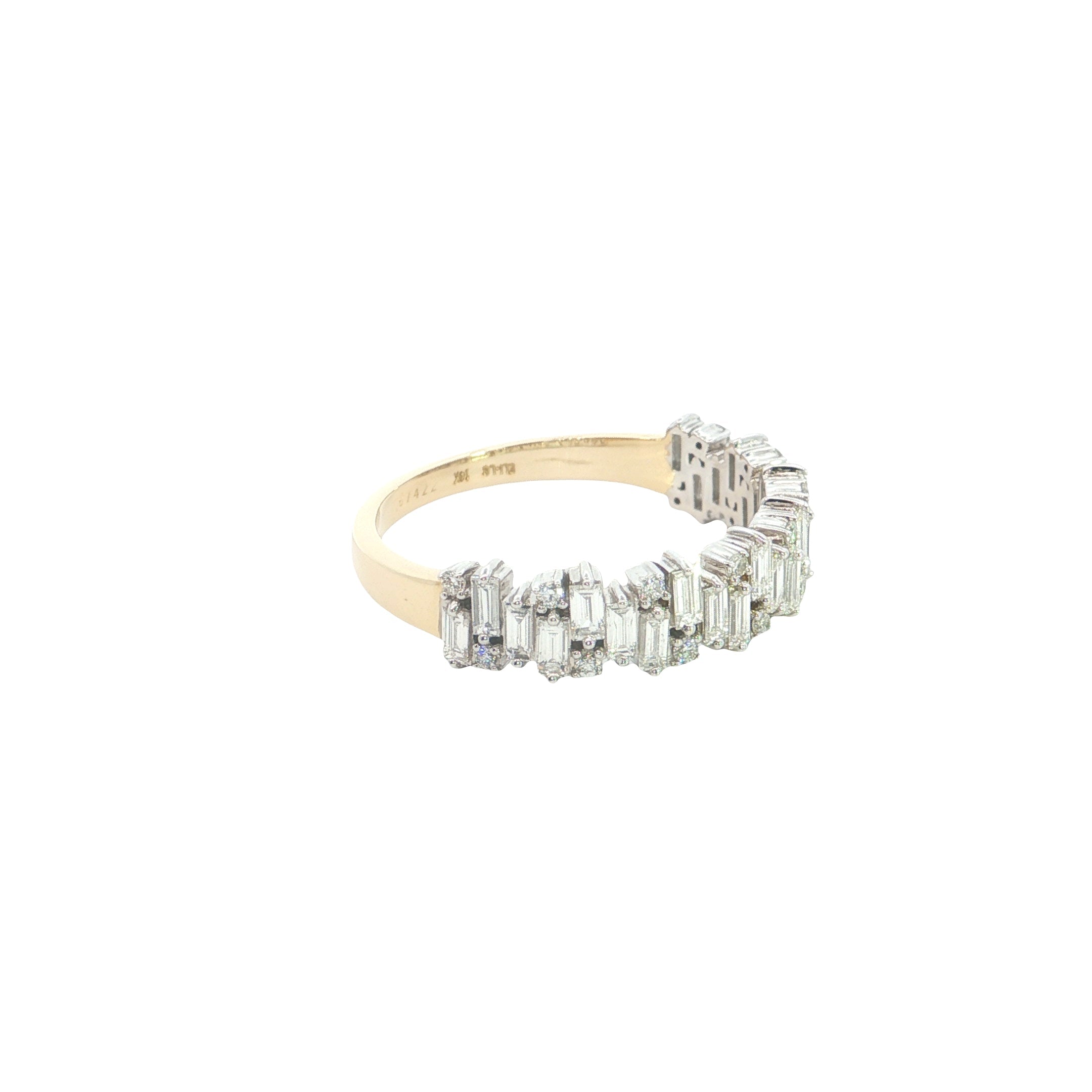 buggette with round brilliant cut lab grown diamond  fashion ring band