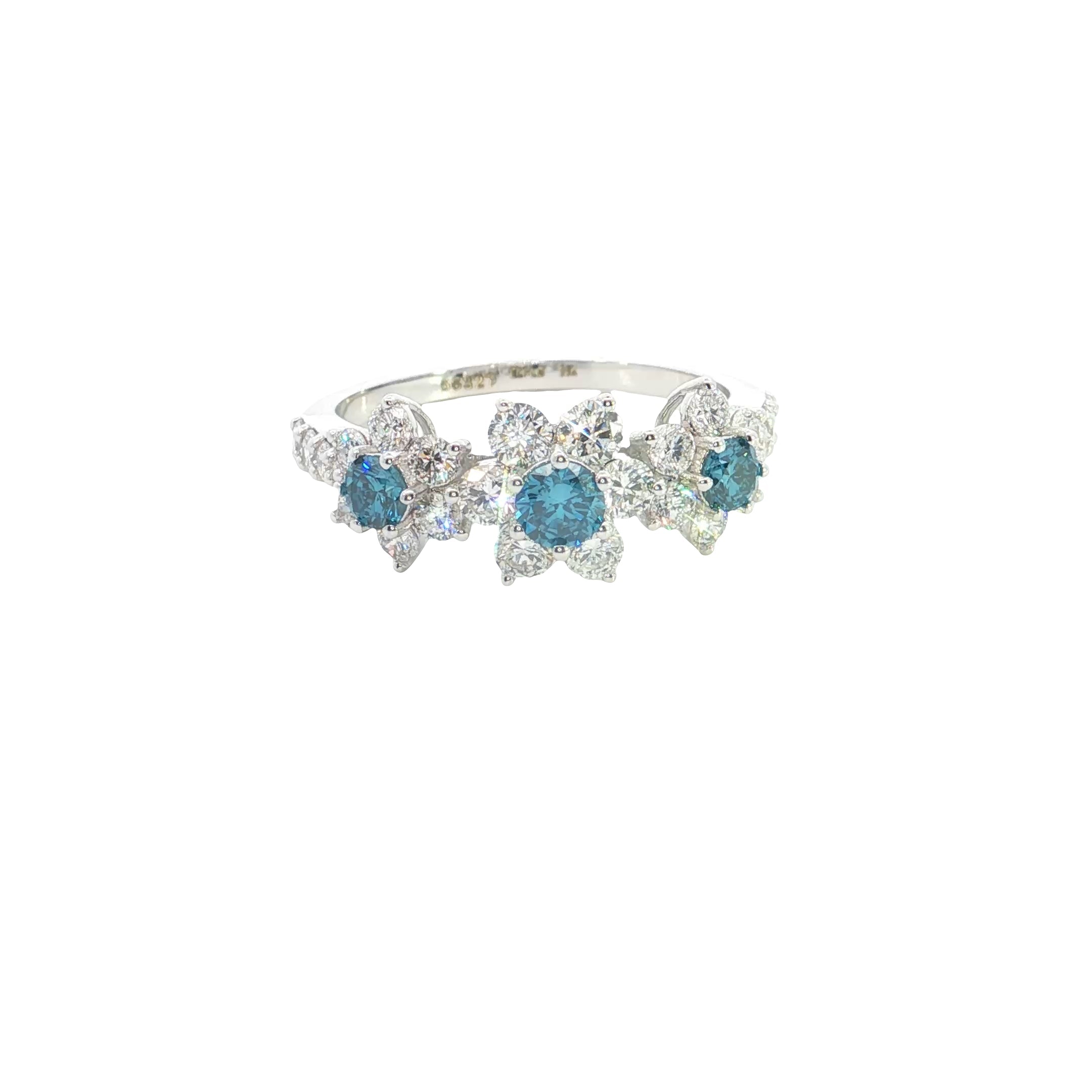 Round Brilliant cut with  color and white Lab grown Diamond  Fashion Ring