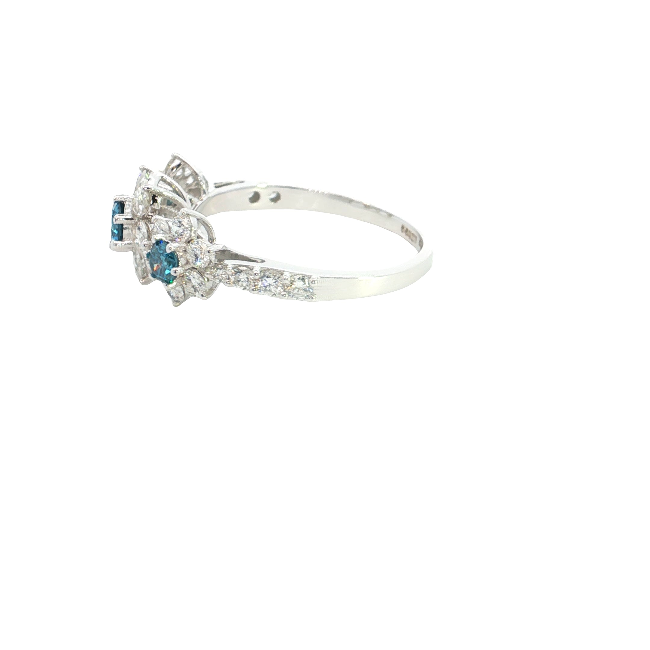 Round Brilliant cut with  color and white Lab grown Diamond  Fashion Ring