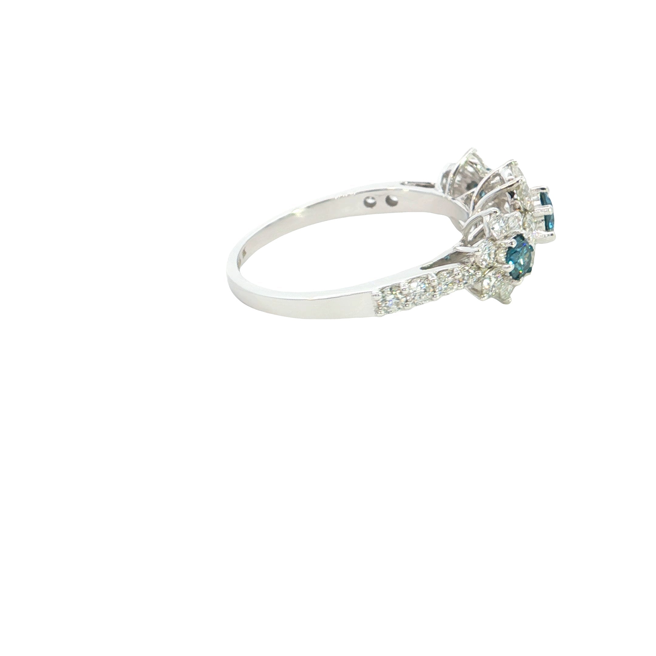 Round Brilliant cut with  color and white Lab grown Diamond  Fashion Ring