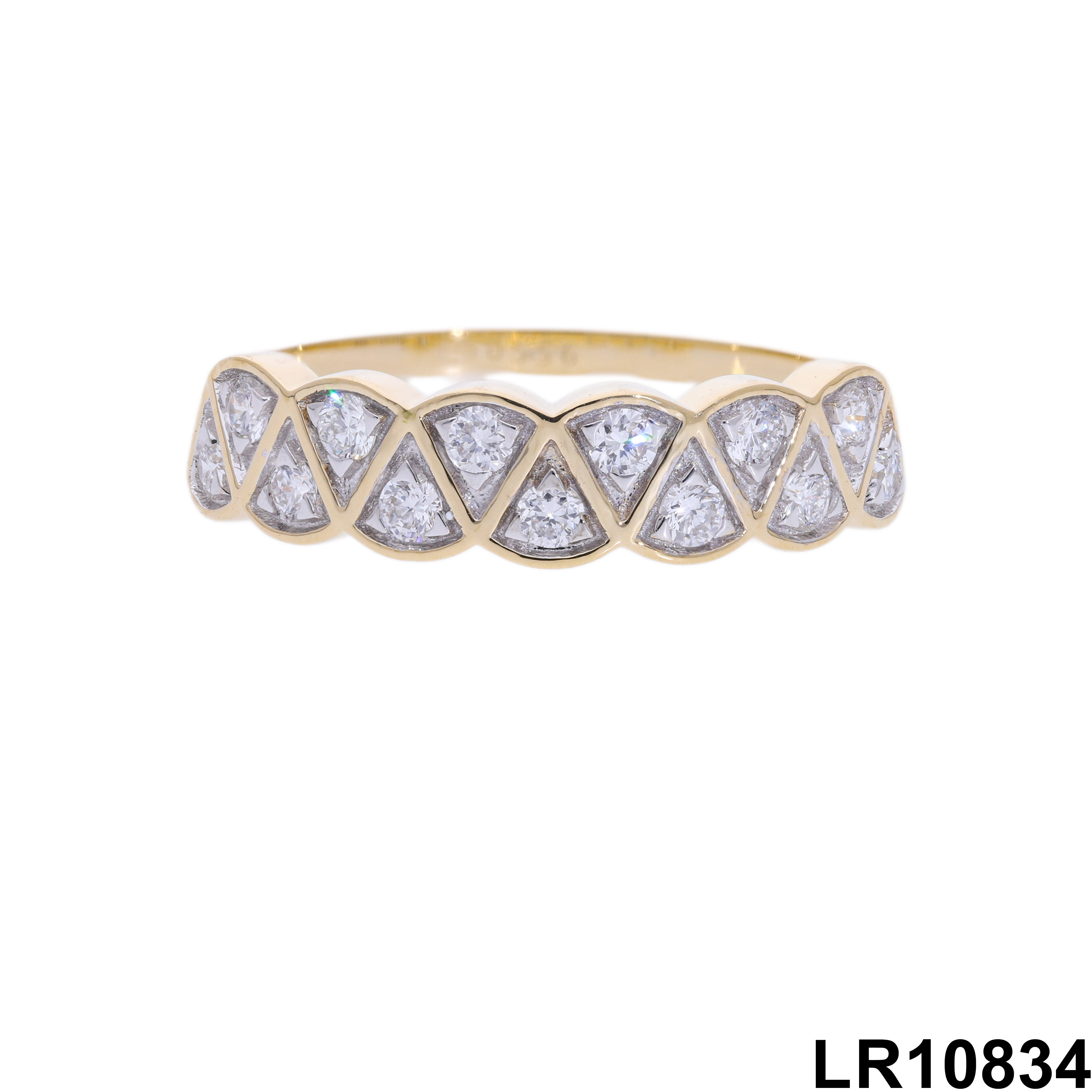 Round Brilliant cut  Lab grown Diamond  fashion Ring
