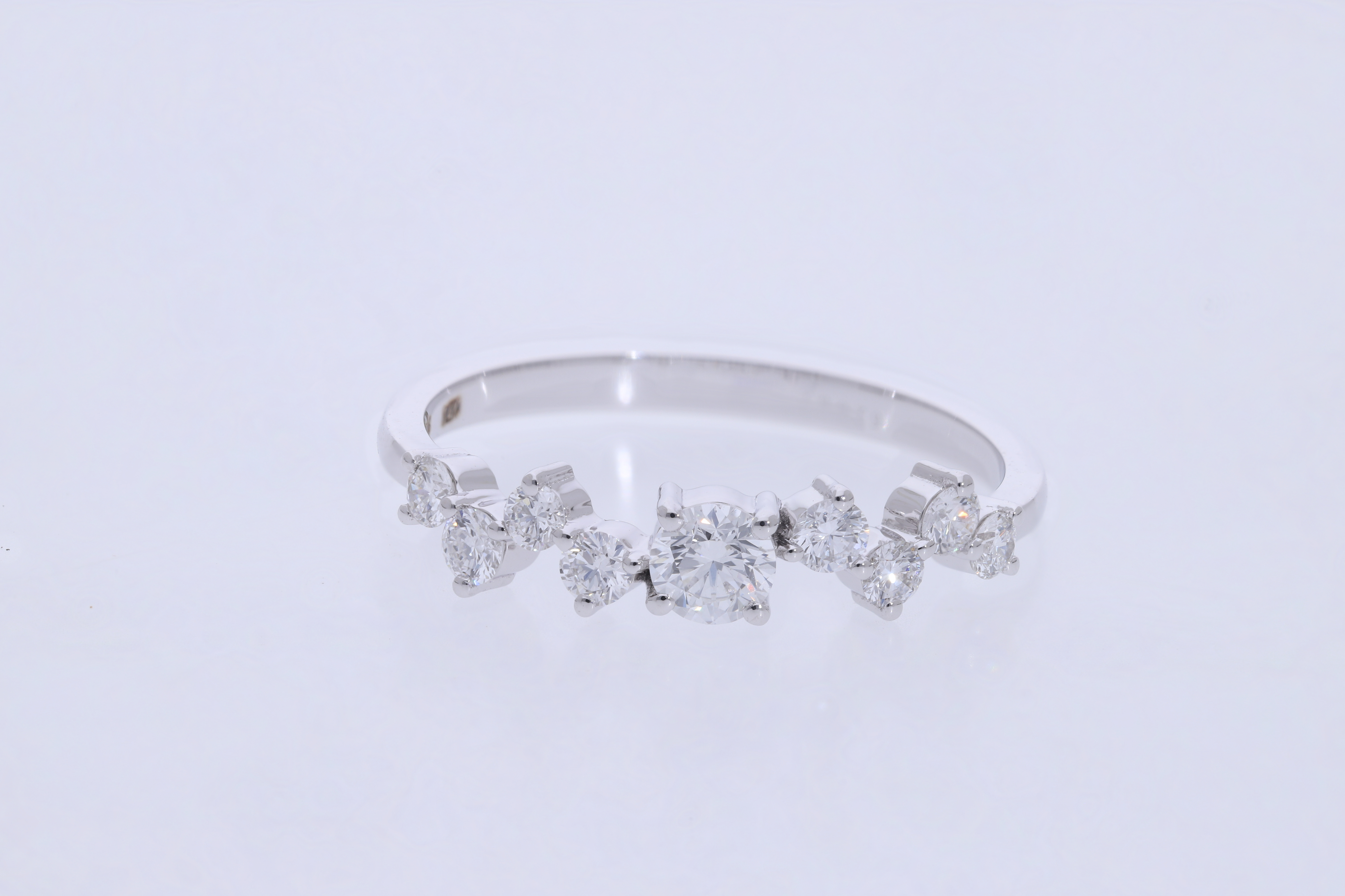 Round Brilliant cut  Lab grown Diamond  fashion Ring