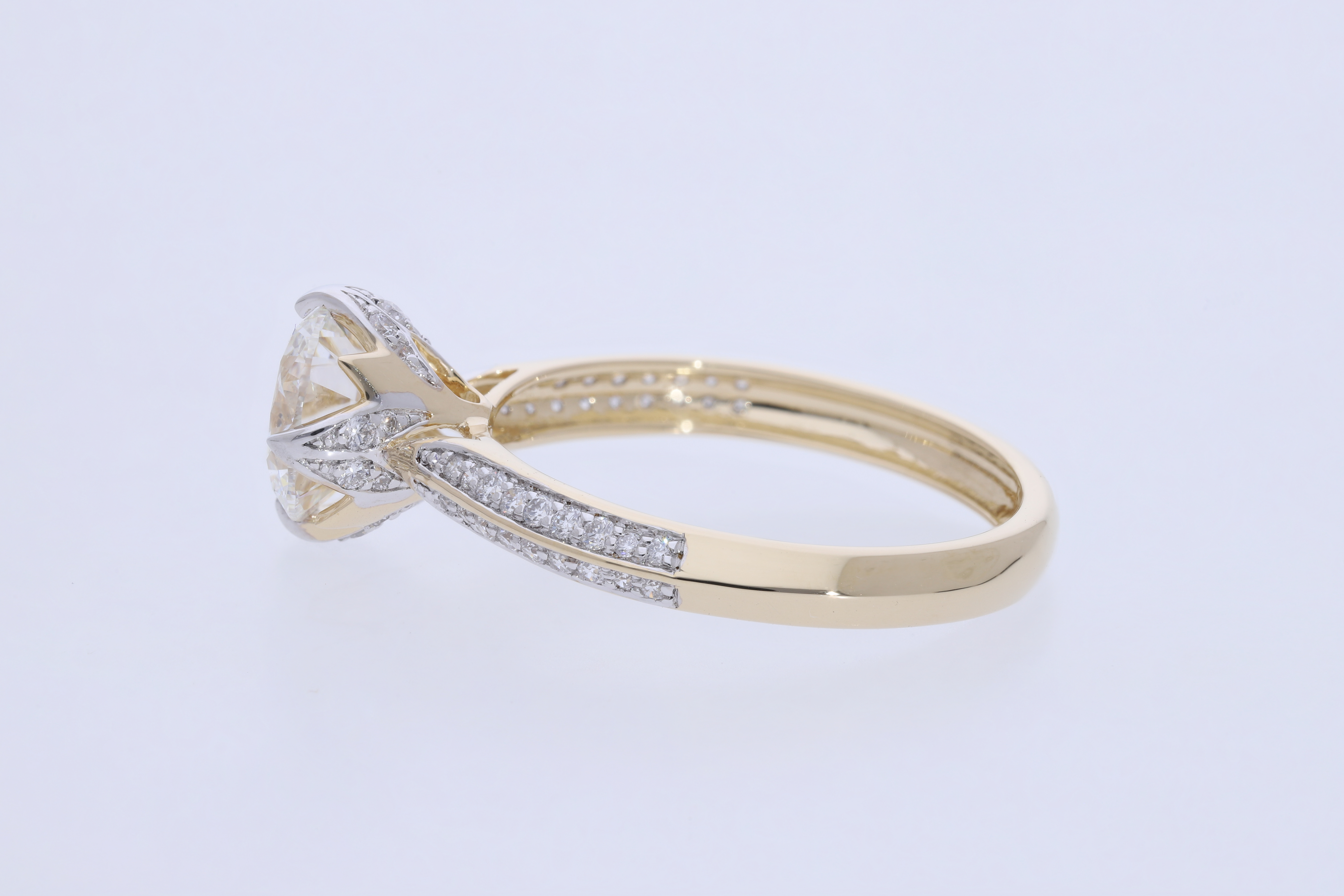 Round Brilliant cut  Lab grown Diamond  Engagement Ring with pave setting