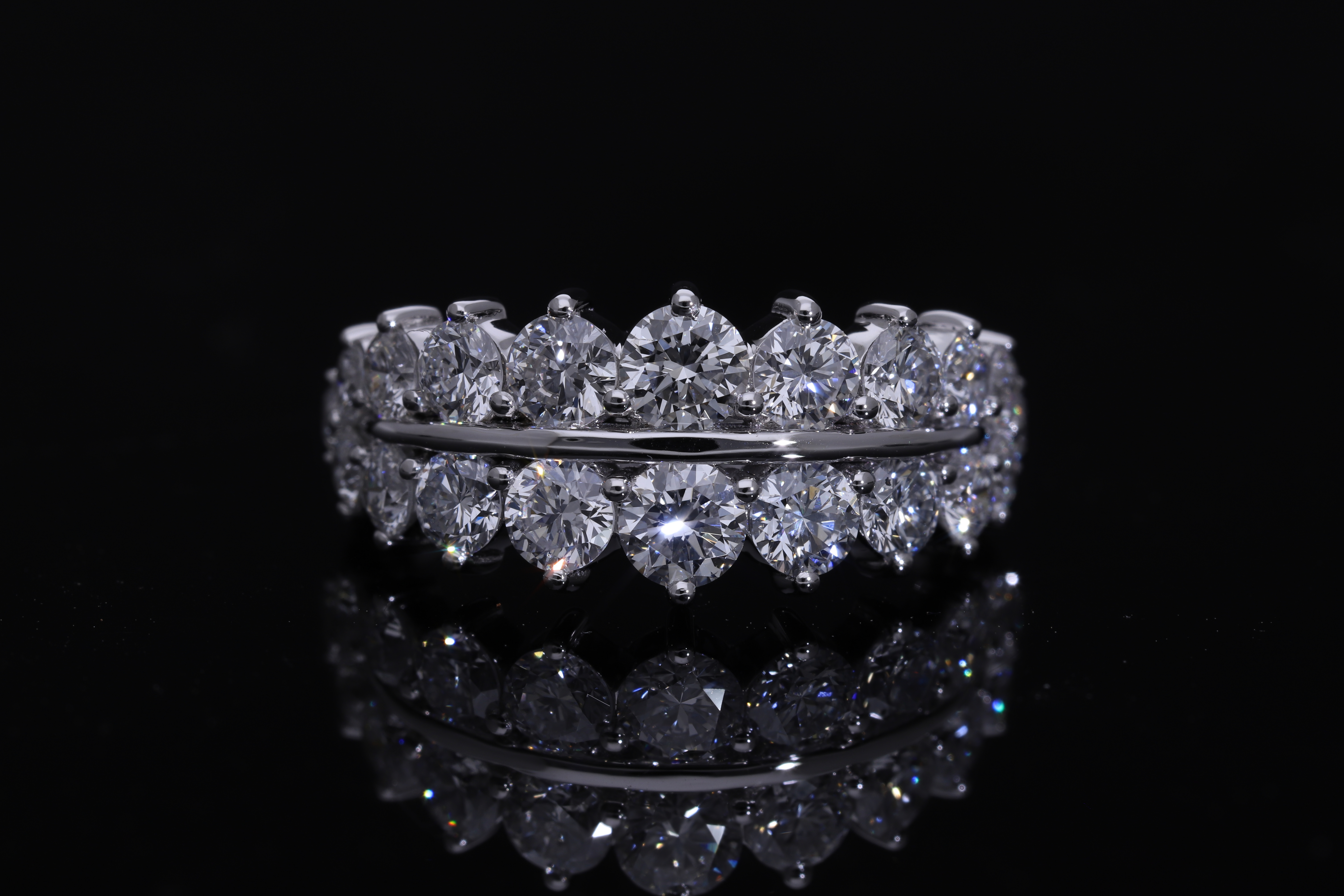 Round Brilliant Cut Lab grown Diamond fashion ring with prong setting