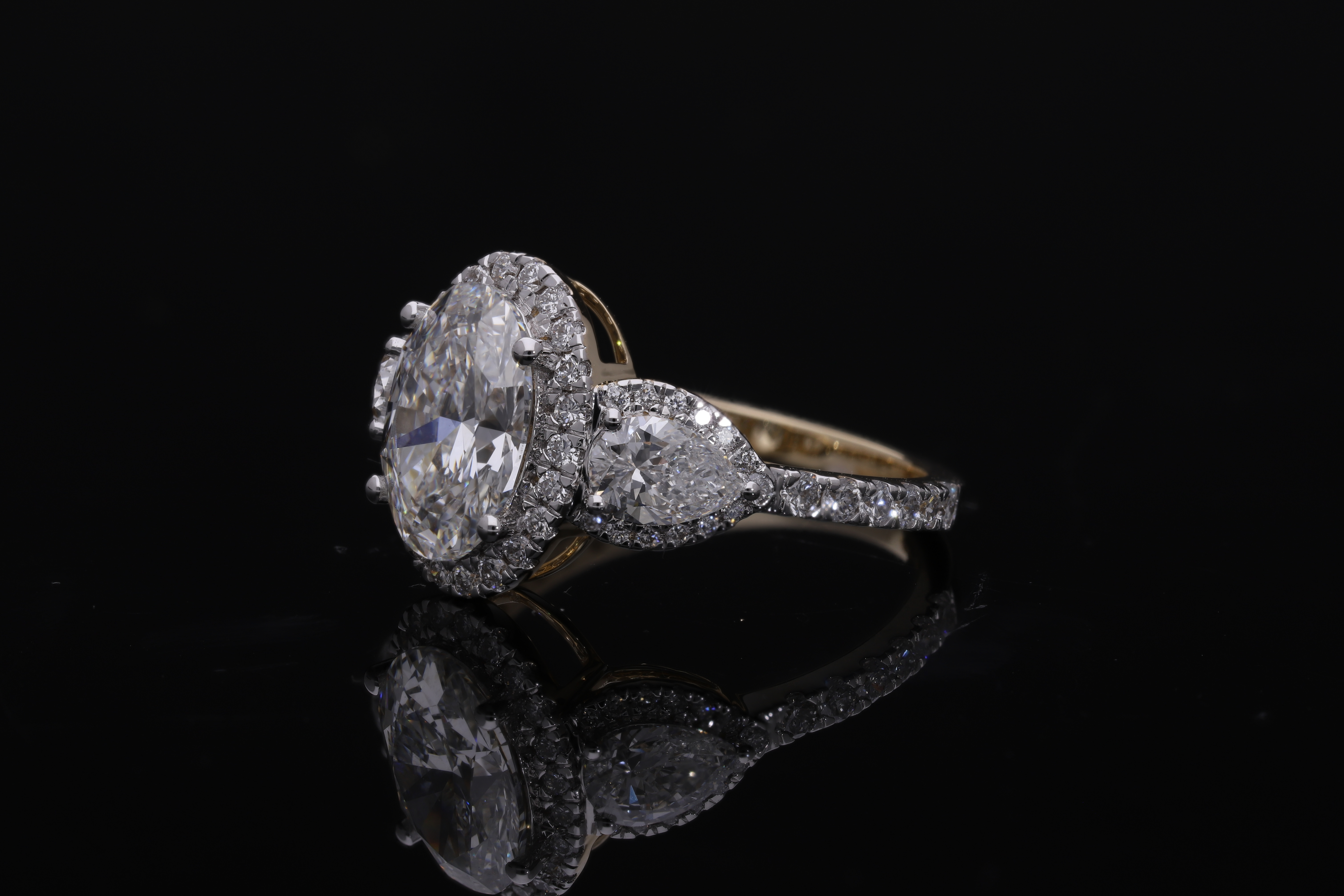 Oval and Pear with Brilliant cut Shape Lab grown Diamond Halo Engagement Ring